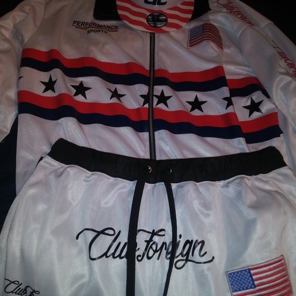 Tracksuit - Picture 1 of 3